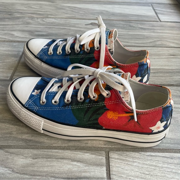 ❌SOLD❌Converse Tropical Lift Platform All Stars - Picture 5 of 9